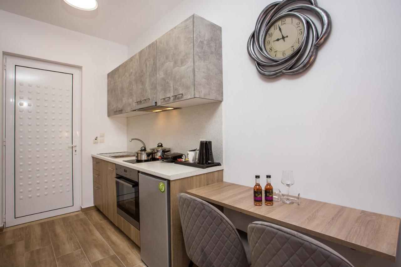Apartment Dimitra Center *